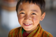 Lächelnder Junge in Bhutan