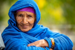 Ältere Kashmiri-Frau
