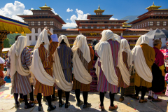 Männer mit Gho in Thimphu