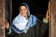 Frau in Sonamarg Kashmir