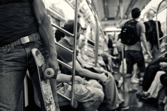 Skateboader in der U-Bahn, New York, USA