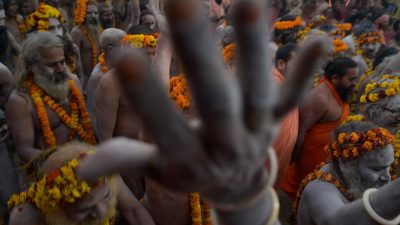 Reisefotografie - Bildbesprechung: Sadhus auf der Kumbh Mela © Harald Mundt