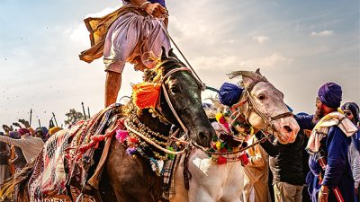 Holla Mohalla - Die Fotoreportage von Thorge Berger im Schweizer Globetrotter Magazin