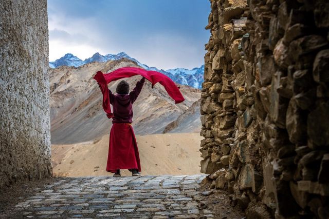 I took this shot in Ladakh and I am very much looking forward to travel there again!

#indiapictures #indiaclicks #indiatravelgram #indiaphotography #indiafeature #indiashutterbugs #indiagram #indialove #incredibleindia #indiaphotosociety #indiaphotos #indiaphotographyclub #indiaundiscovered #indiaphotostory #indiaphotoproject #indiapicturehub #indiapicturehub #india_undiscovered #ladakh_lovers #ladakhdiaries #ladakhadventure #ladakh